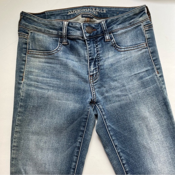 American Eagle Women’s Denim Knit Jeggings- Size 4 Regular - Picture 1 of 10
